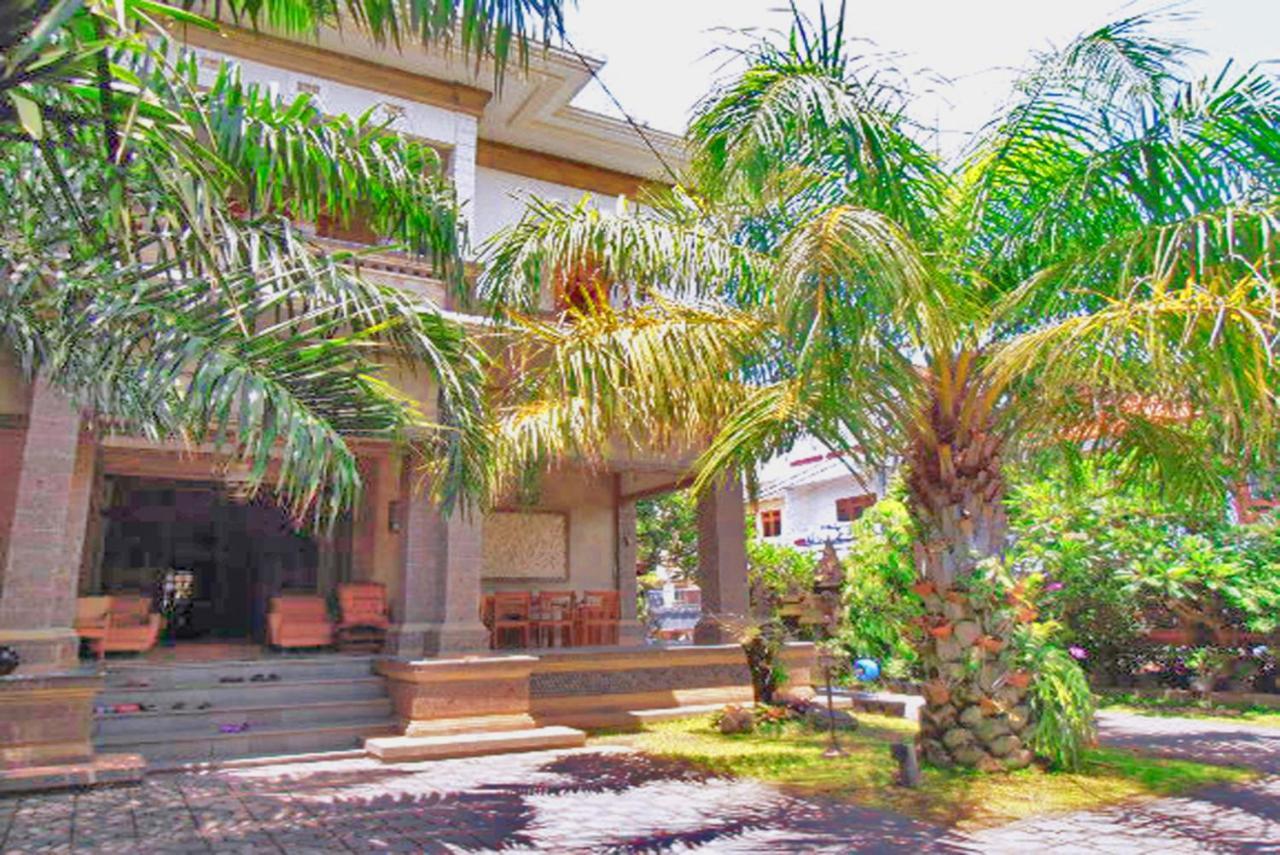 Nakula Familiar Inn Denpasar Exteriör bild