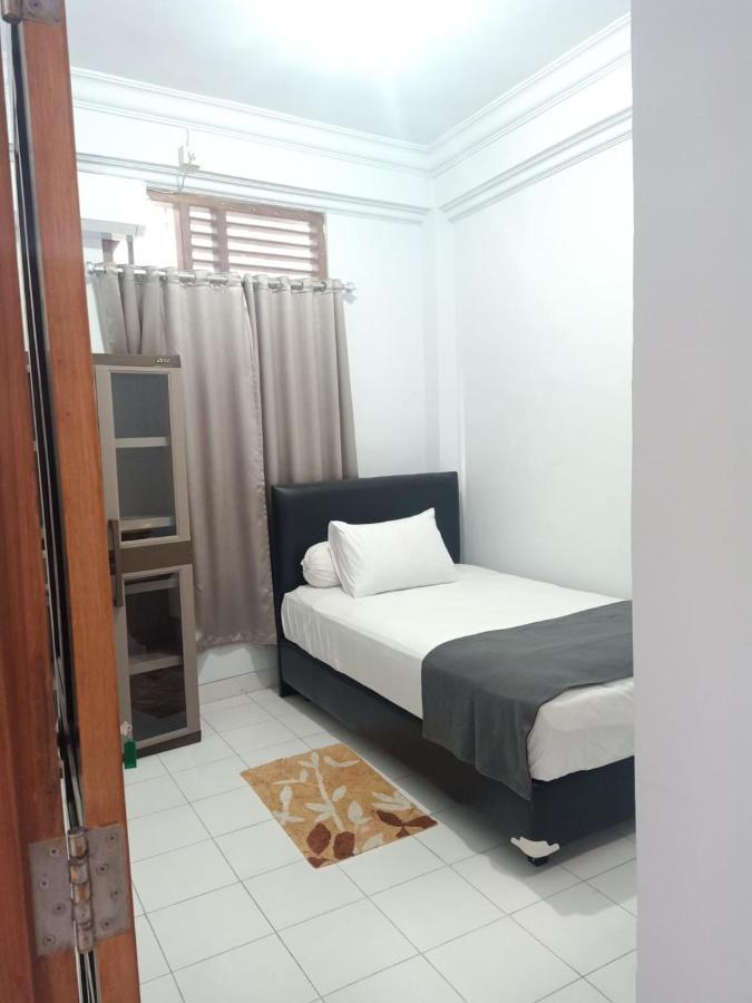 Nakula Familiar Inn Denpasar Exteriör bild