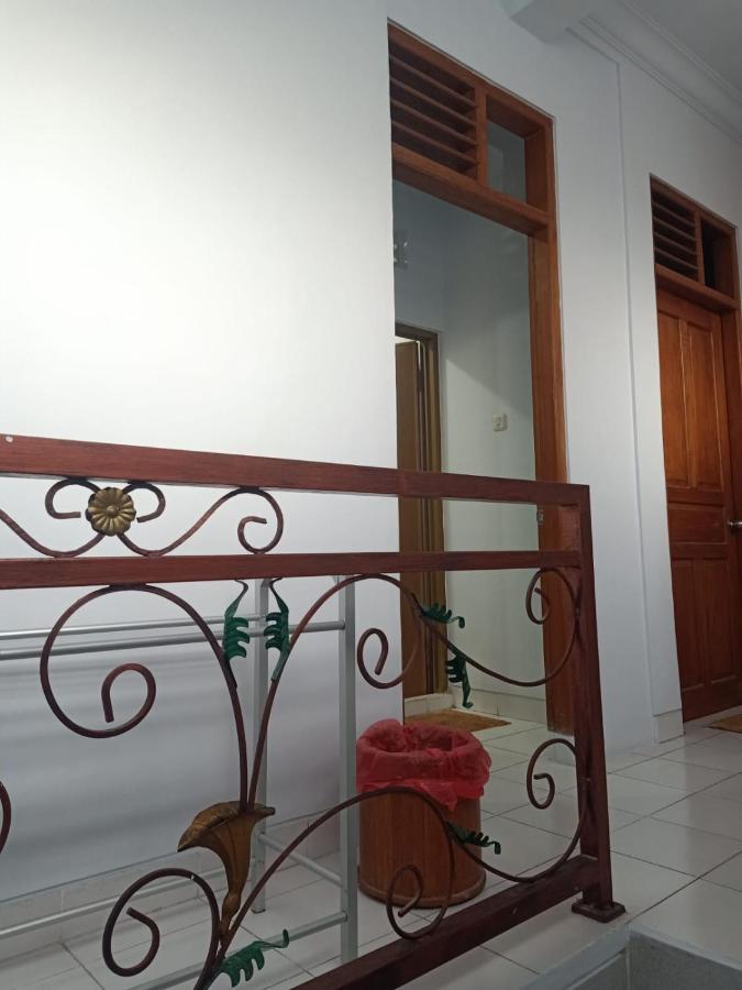 Nakula Familiar Inn Denpasar Exteriör bild