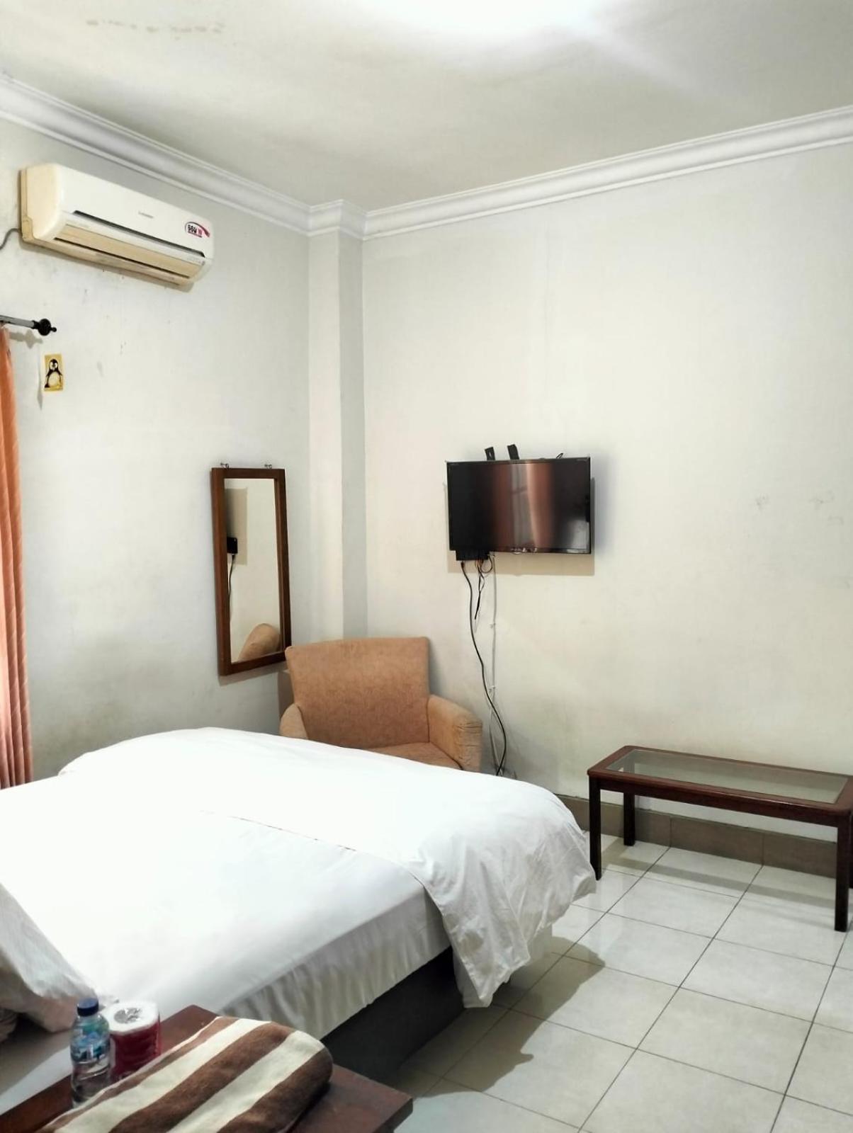 Nakula Familiar Inn Denpasar Exteriör bild